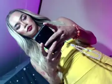 Chaturbate Nude Webcam of sexyhotbabe18