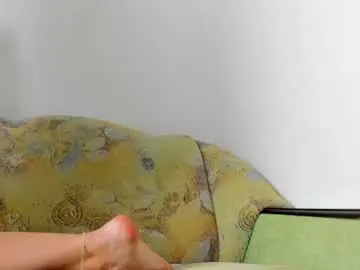 Chaturbate Watch Live Sex Cams of sweet_lil_thing
