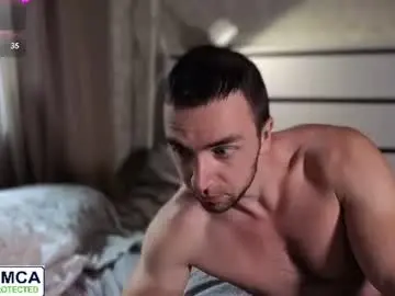 Chaturbate Nude Webcam of your_new_boyfriend17