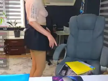 Chaturbate Live Sex of karinadeniss