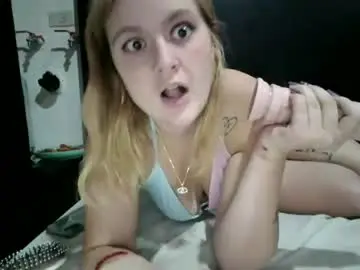 Chaturbate Best live sex cam show of avery_doll21