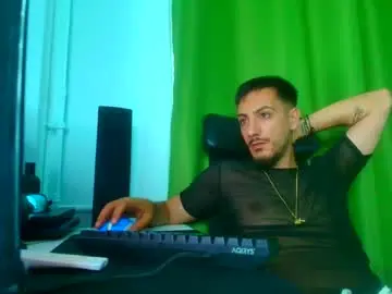 Chaturbate Live Porn of romaniamaster1