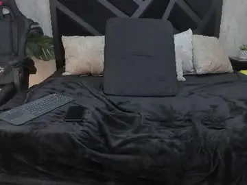 Chaturbate Live Sex Cam of johan_williams_07