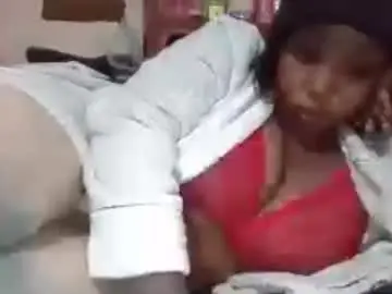 Chaturbate Live Sex Cam of tatianahery