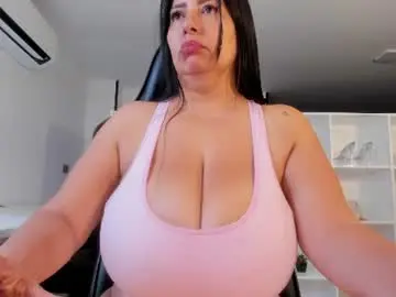 Chaturbate Best Webcam of natural_bigboobs