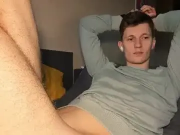 Chaturbate Live Sex of kevin_hornyyy