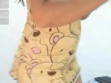 Chaturbate Best live sex cam show of lenz335100