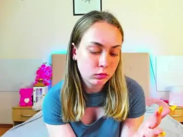 Chaturbate Live Sex Cam of melaniecutys