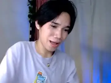 Chaturbate Live Sex Cam of urboytoyheaven