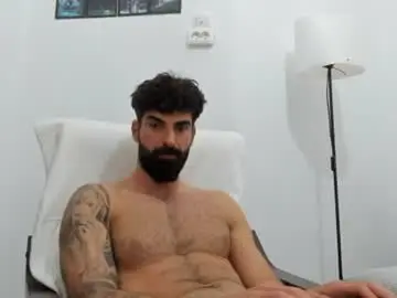 Chaturbate Live Porn of cuteeboy