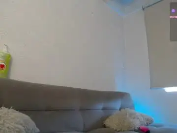 Chaturbate Live Sex Cam of lucy_priincess
