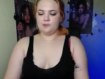 Chaturbate Live Sex Cam of redhotqueen1