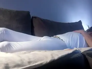 Chaturbate Free Porn Cam of swontguy2025
