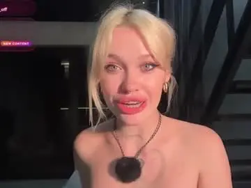 Chaturbate Adult Webcam of golden_alinee