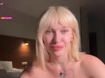 Chaturbate Adult Webcam of golden_alinee