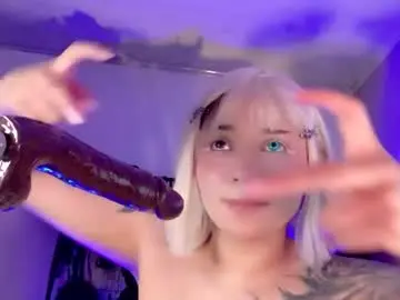 Chaturbate Nude Webcam of scarlet_gold