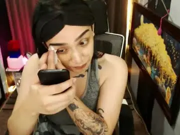 Chaturbate Live Sex Cam of yassiered