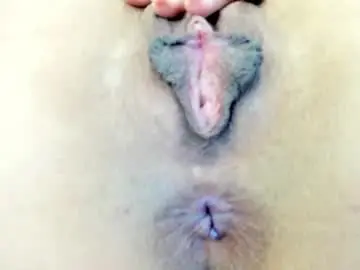 Chaturbate Live Sex Cam of malucam_06
