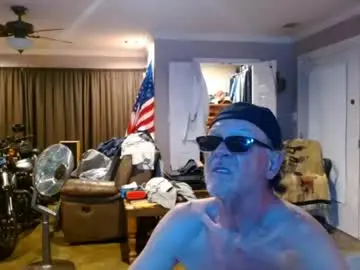Chaturbate Free Porn Cam of ready4aride2day
