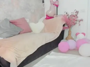 Chaturbate Best live sex cam show of erikabeee1