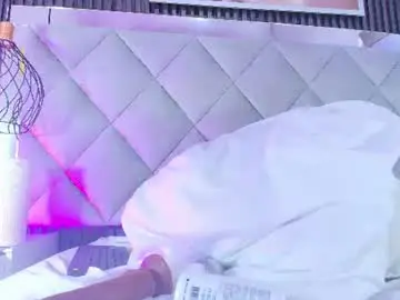Chaturbate Free Porn Cam of sara_channel_