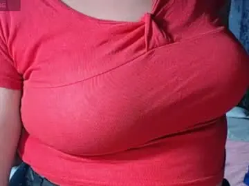 Chaturbate Best live sex cam show of miia_big1boobs