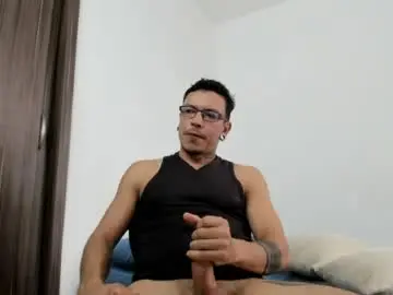 Chaturbate Free Live Porn of stiven_trainer