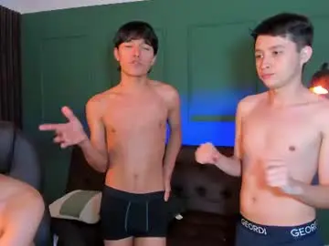 Chaturbate Live Porn of wallen_house