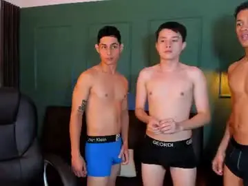 Chaturbate Watch Live Sex Cams of wallen_house