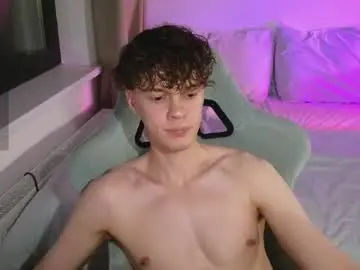 Chaturbate Nude Webcam of cute_thomas