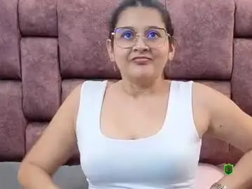Chaturbate Live Sex Cam of gracethornton