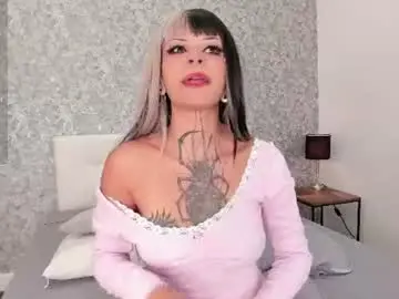 Chaturbate Live Porn of averni_