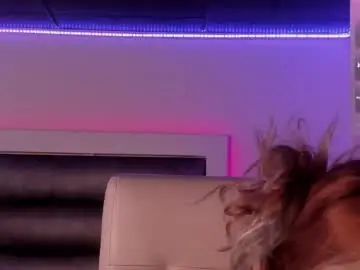 Chaturbate Free Porn Cam of hellen__smith_