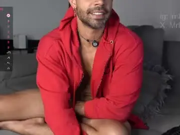 Chaturbate Sex Chat of mrlouiss