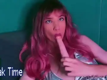 Chaturbate Live Sex Cam of translustybabe