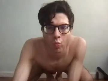 Chaturbate Adult Webcams of upsetboy