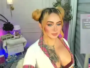 Chaturbate Sex Chat of barbietop_alexa69