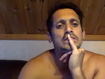 Chaturbate Sex Cam of latinbrown_sugar
