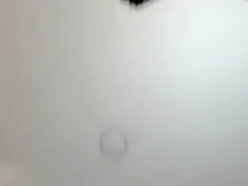 Chaturbate Live Sex Cam of sarita_loven