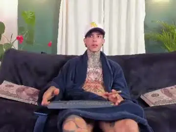 Chaturbate Live Porn of aron_ford
