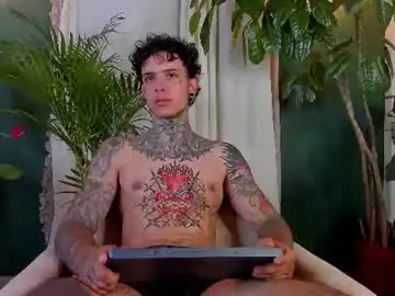 Chaturbate Adult Webcams of aron_ford