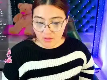 Chaturbate Free Porn Cam of diamondfox_m