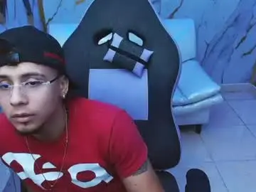 Chaturbate Best live sex cam show of goldenjyj