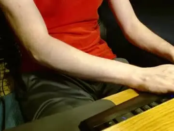 Chaturbate Free Porn Cam of readytocum90