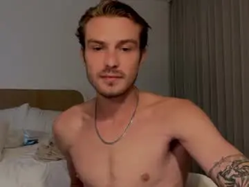 Chaturbate Live Sex Cam of sweet19sammy