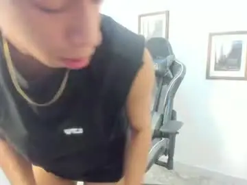 Chaturbate Watch Live Sex Cams of alexx_cum18
