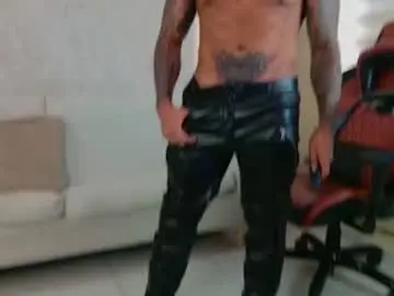 Chaturbate Live Porn of chris_reilly