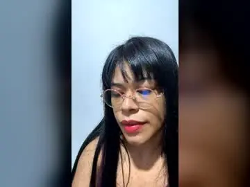 Chaturbate Live Sex Cam of briannacute