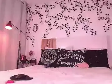 Chaturbate Live Sex of camille_castle1