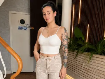 Imlive Watch Live Sex Cams of ParisBlumm